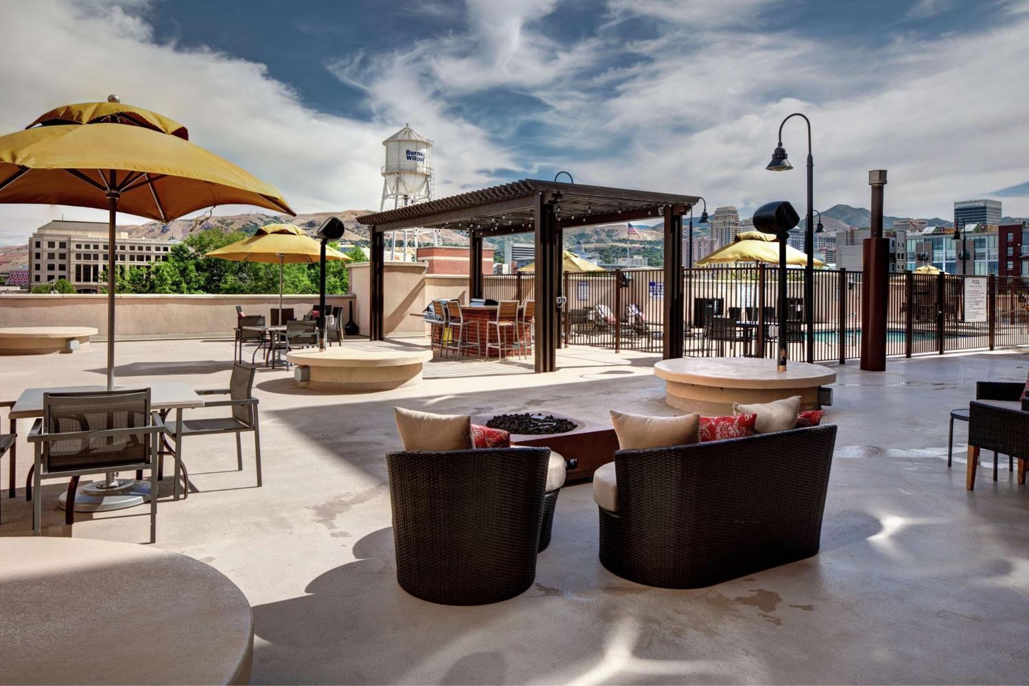 Homewood Suites By Hilton Salt Lake City Downtown Exterior photo